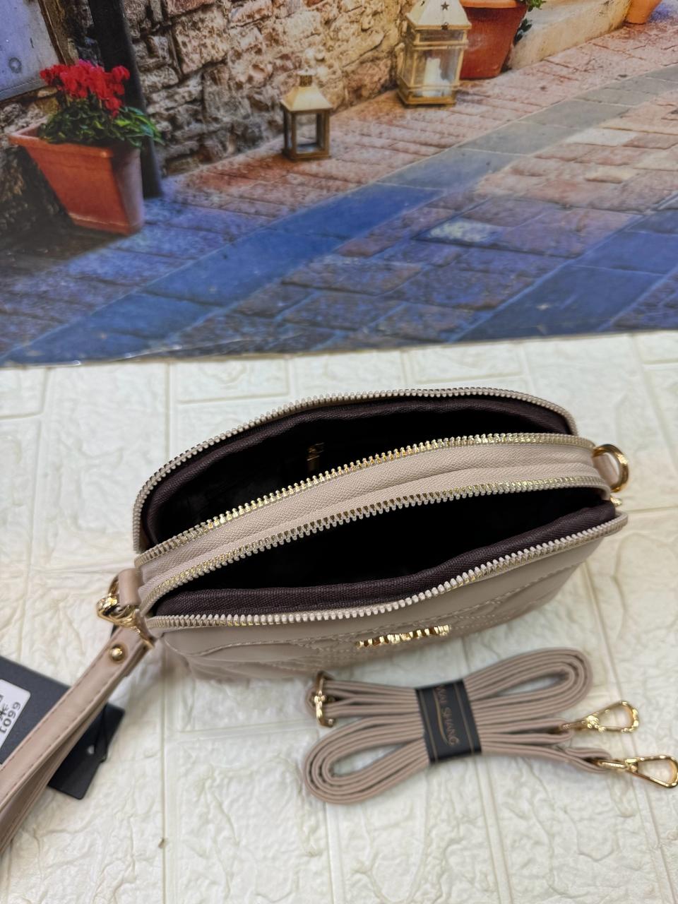 🥳 Sling Bag