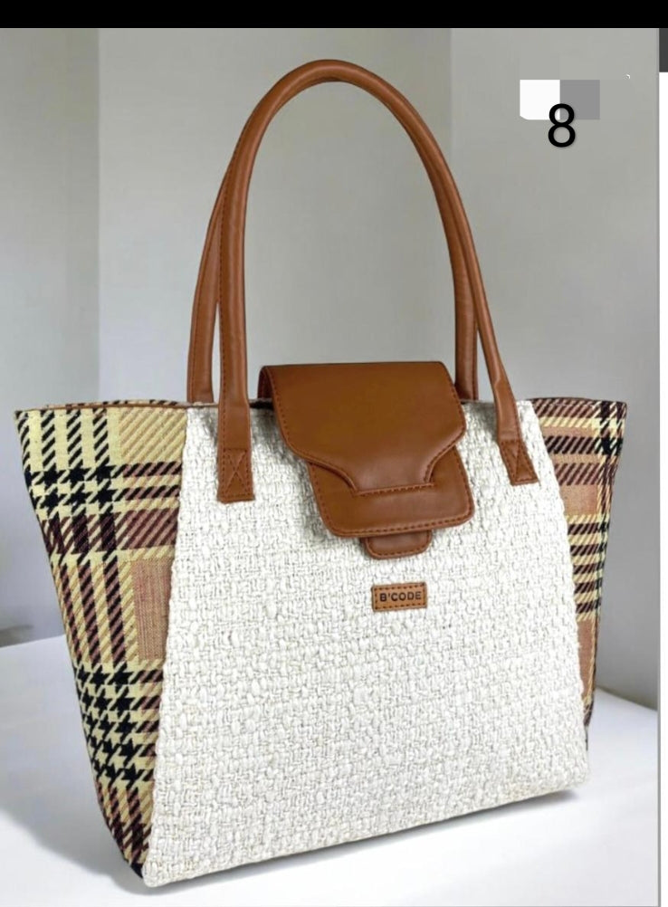 😍BasketWeave Tote bag