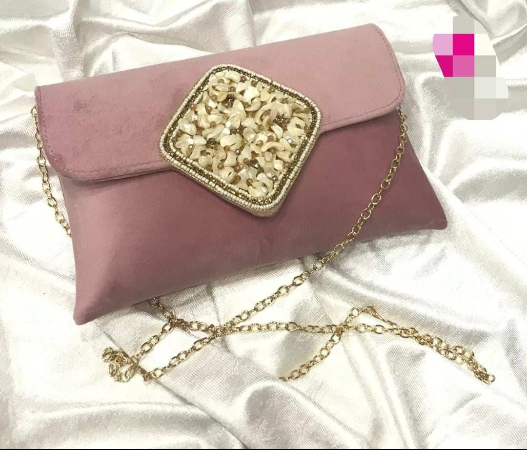 Beautiful clutch 😍😍🥰