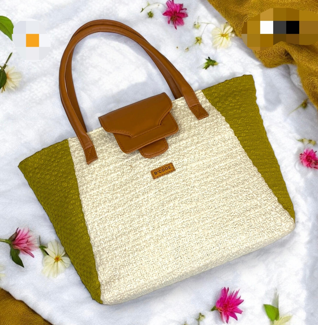 😍BasketWeave Tote bag