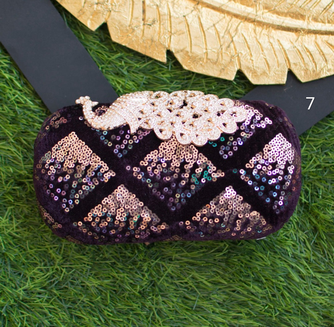 Embroidered trendy clutch